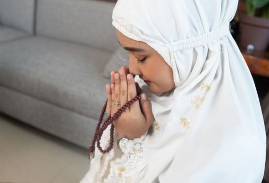 Effective Wazifa for Problem Removal Using Surah Alam Nashrah