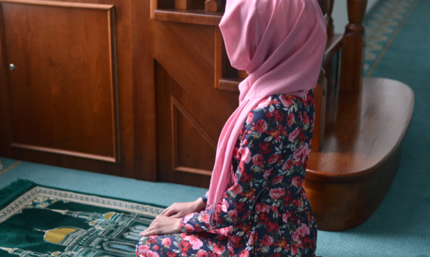 Quranic Wazifa for Wealth for Paying Off Debts Quickly